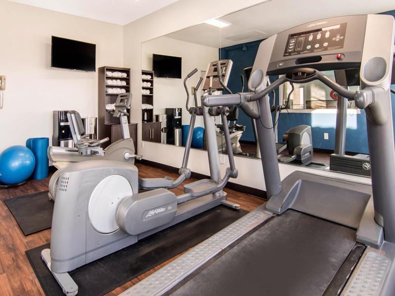 Comfort Inn & Suites Junction City - Near Fort Riley Ngoại thất bức ảnh