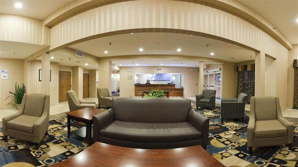 Comfort Inn & Suites Junction City - Near Fort Riley Ngoại thất bức ảnh